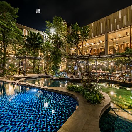 Holiday Inn Cikarang Jababeka By Ihg Exterior photo