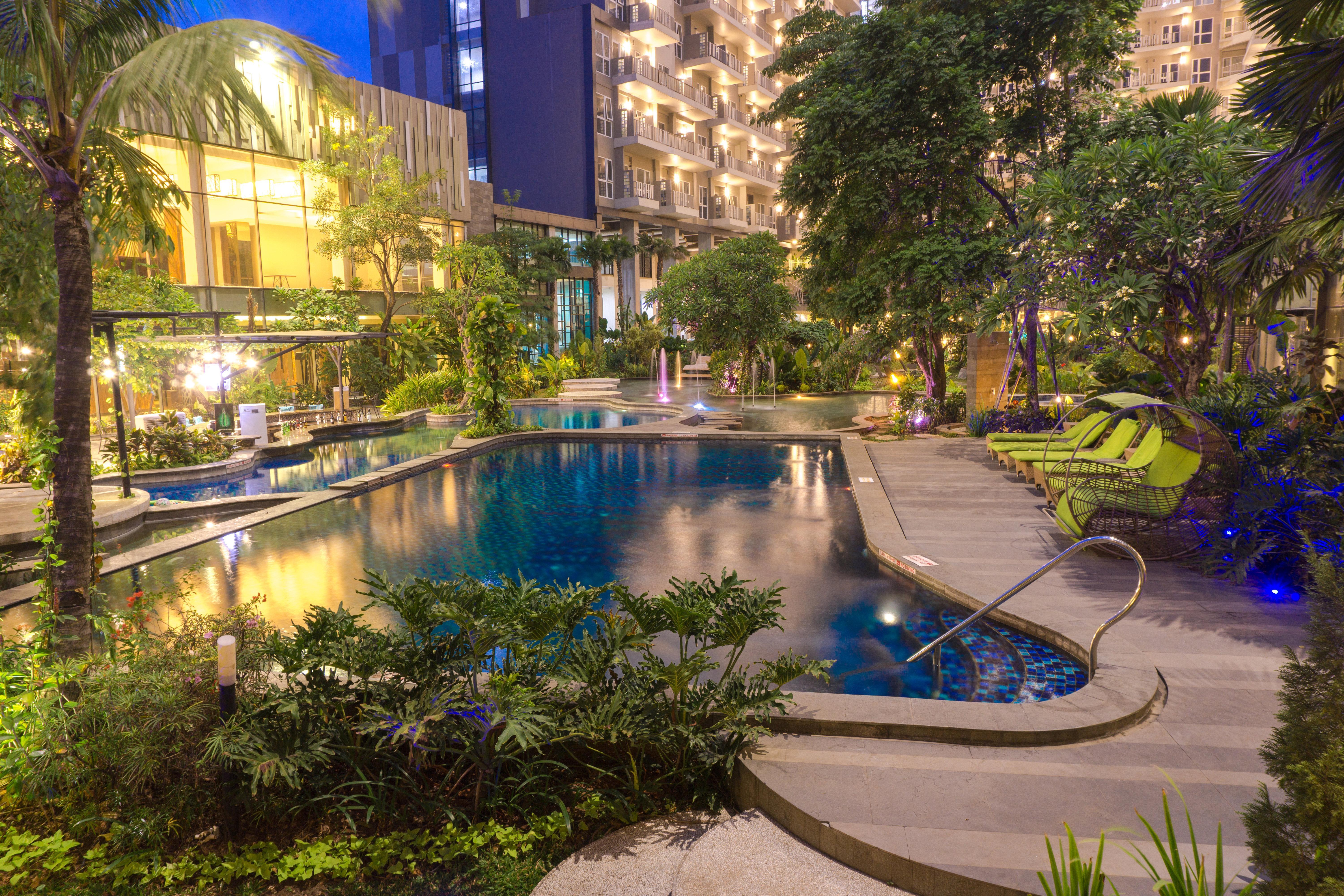 Holiday Inn Cikarang Jababeka By Ihg Exterior photo