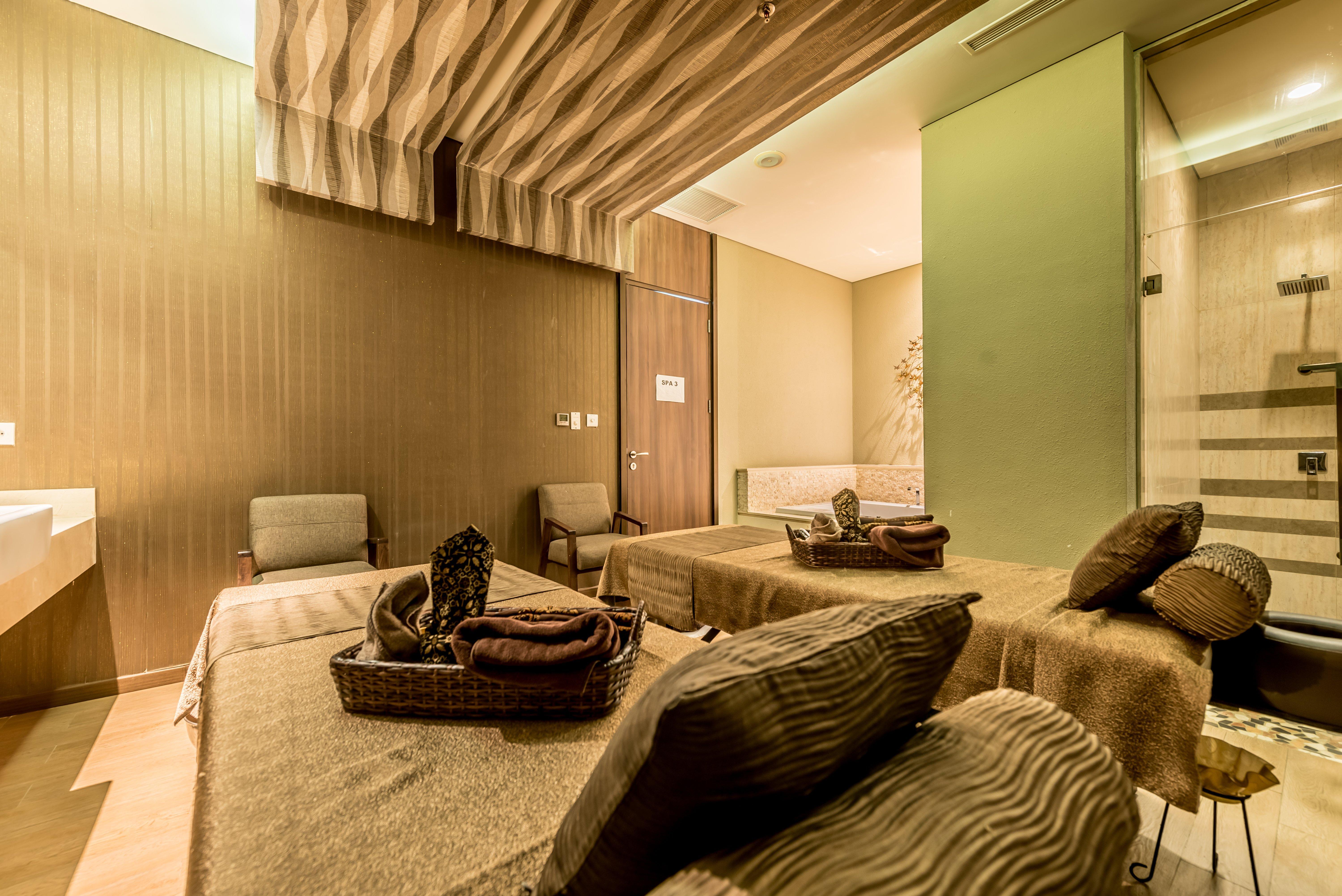 Holiday Inn Cikarang Jababeka By Ihg Exterior photo