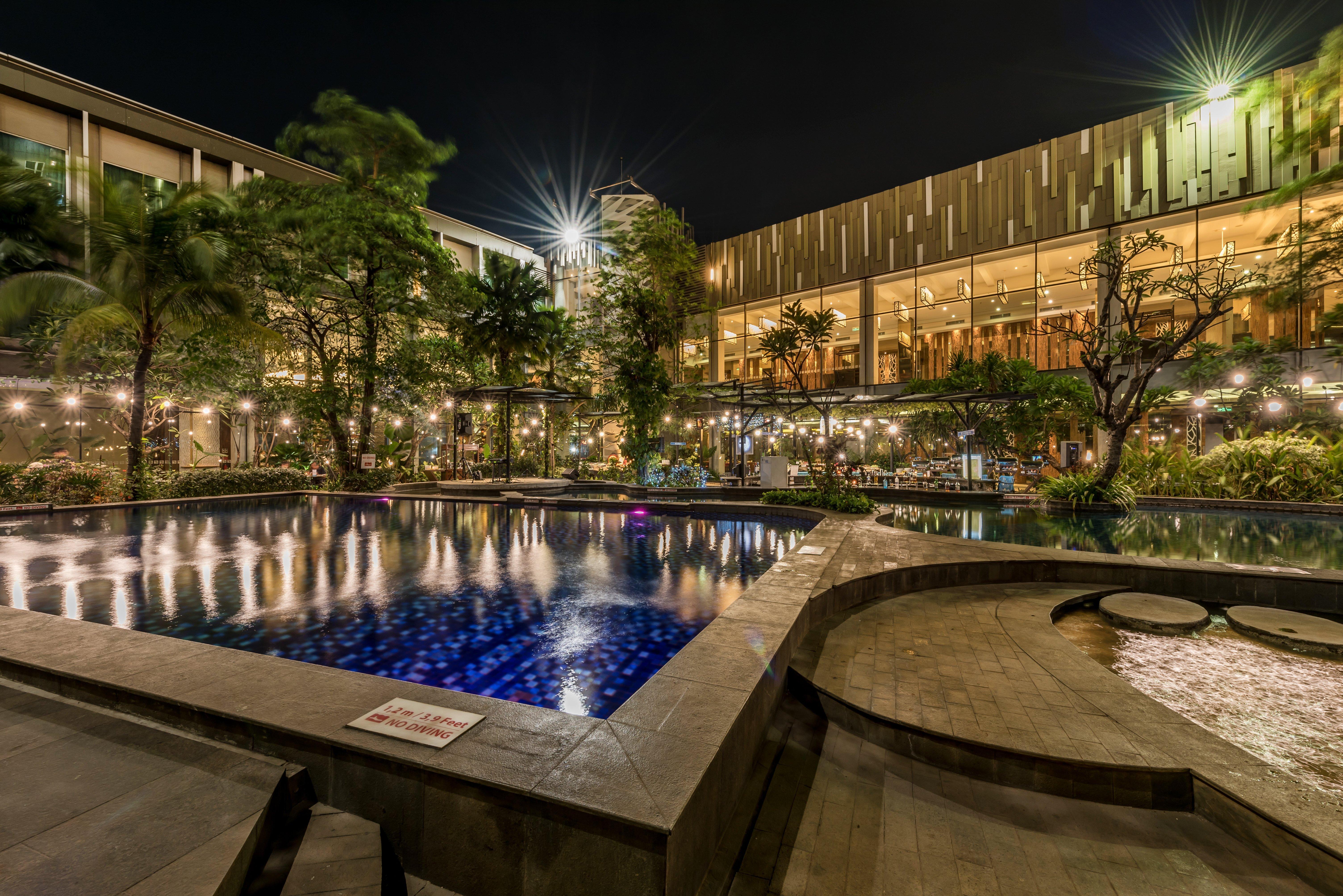 Holiday Inn Cikarang Jababeka, An Ihg Hotel Exterior photo