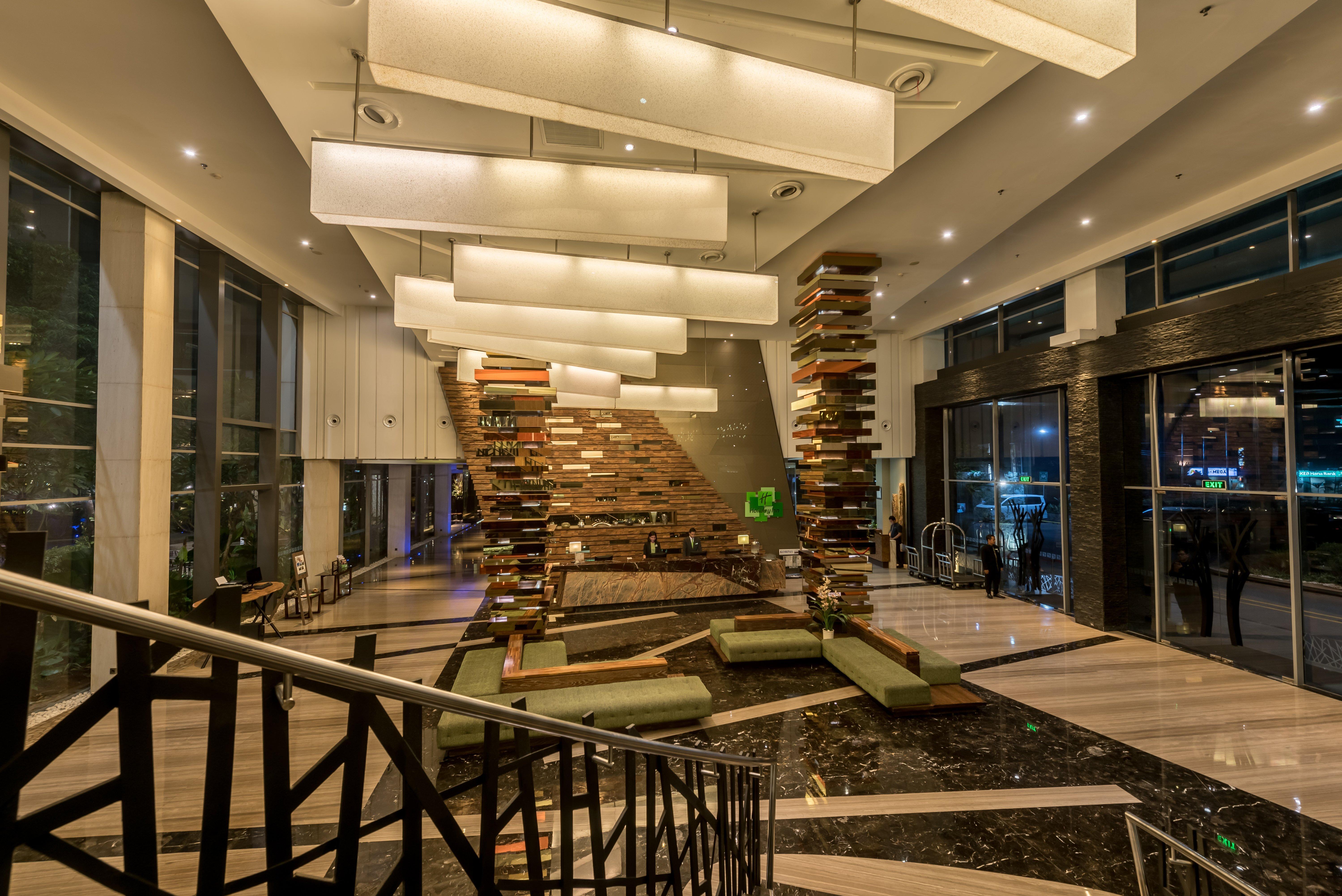 Holiday Inn Cikarang Jababeka By Ihg Exterior photo