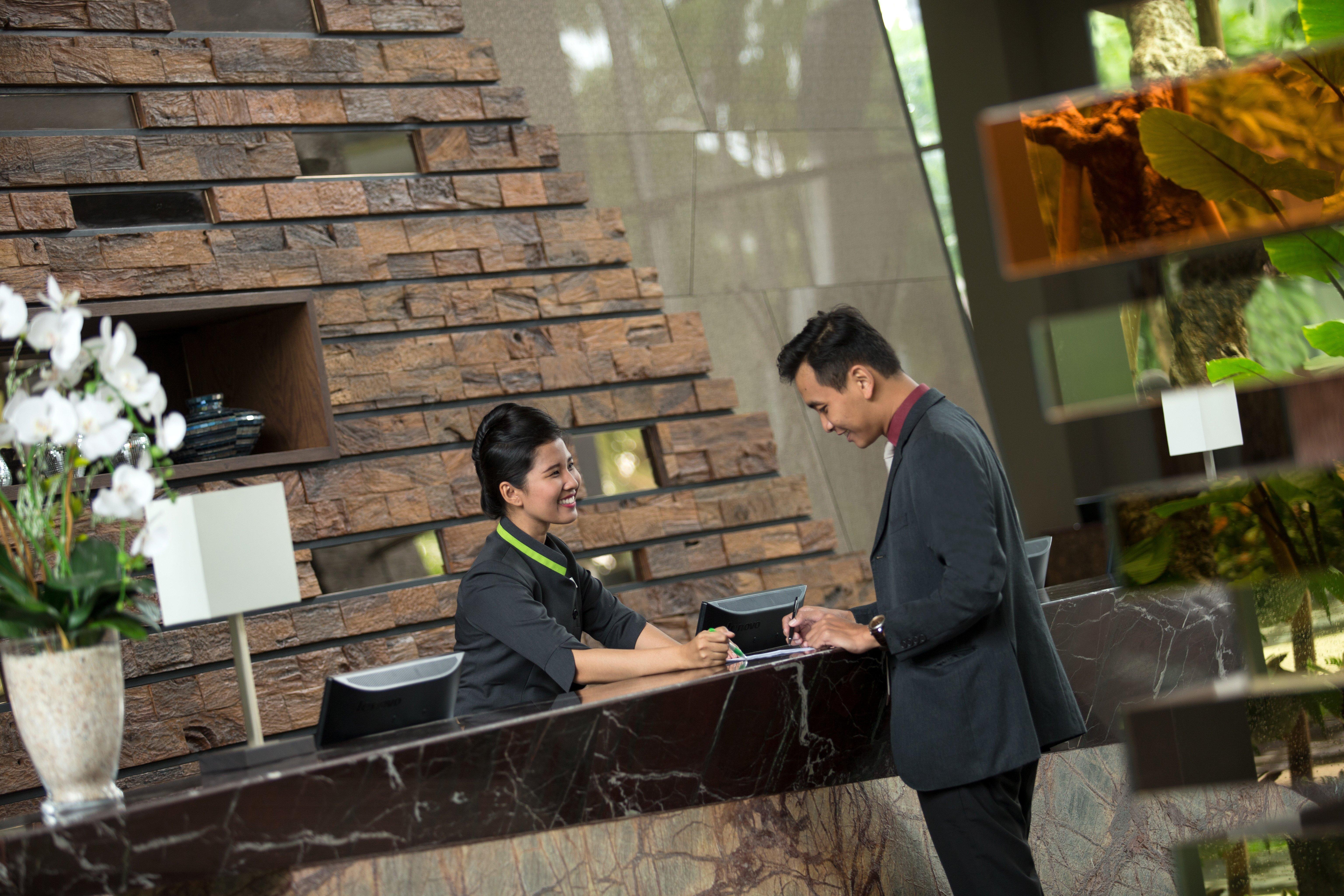 Holiday Inn Cikarang Jababeka By Ihg Exterior photo